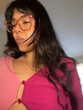 Evie-Luna élő XXX-chatje