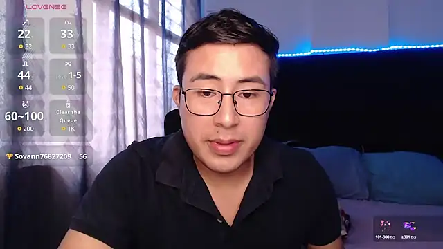 andrewmhilton_ Show Webcam