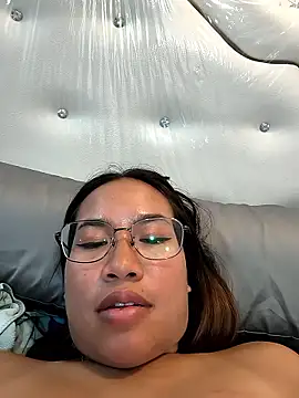 Ponthip 网络视讯表演