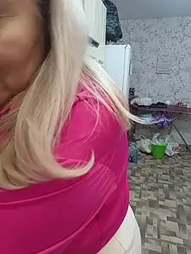 AvrilMillers: онлайн-секс-чат