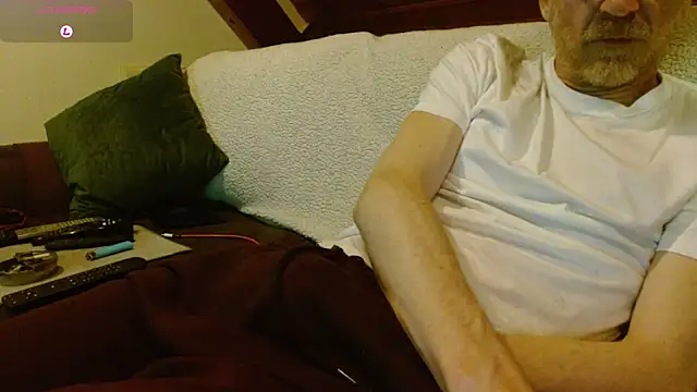 Vrenico-SC লাইভ XXX চ্যাট