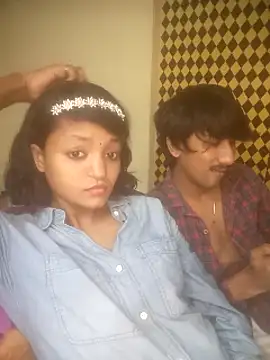 Freakingromance Live XXX-chat