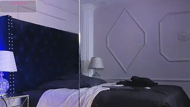 CharlesBrown_ 即時 XXX 聊天