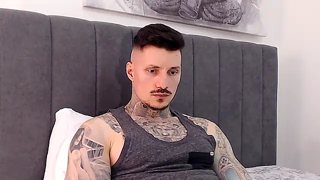 tyago_doll Webcamshow