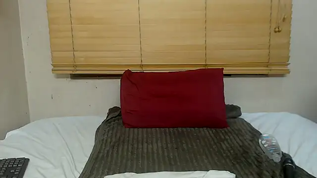 XXX chat uživo modela ThickChocolate