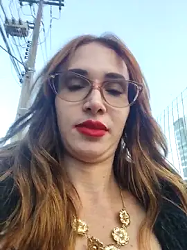 Irresistible24 Live XXX-chat