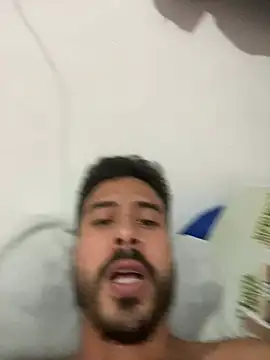 Pertunjukan Kamera Web Adriaanrios