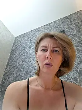 Chat +18 de stellahere8 ao vivo