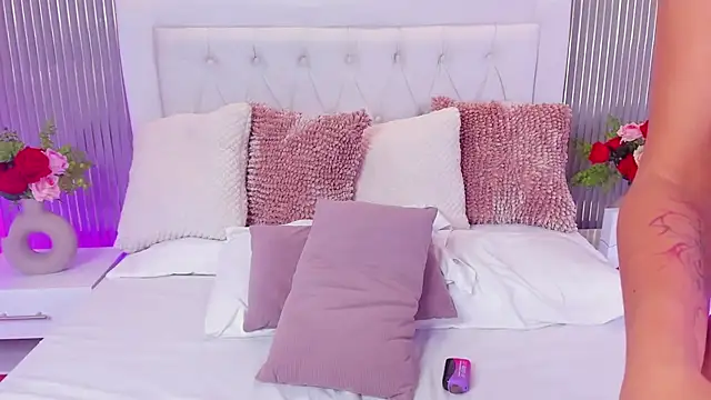 MelodySweetHoney Chat XXX in diretta