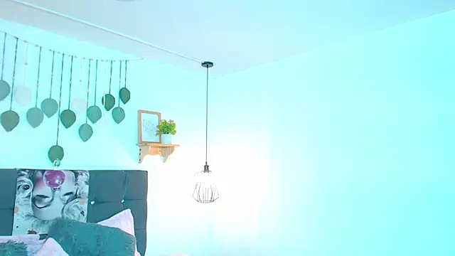 Emma_hassani: онлайн-секс-чат