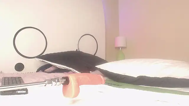 XXX chat uživo modela MichaelaCox