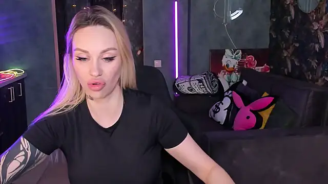 Blckmirrorr's Live XXX Chat