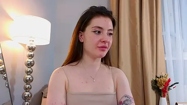 KimiFivePlus লাইভ XXX চ্যাট