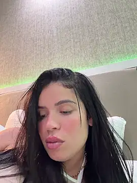 Show de Rafaellaz na webcam