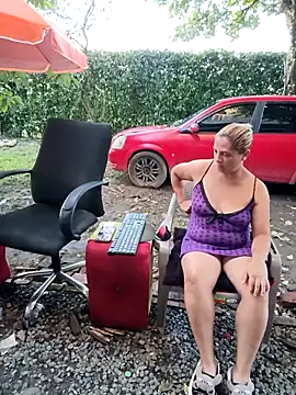 แชท XXX สดของ hotandfierylatinos2023