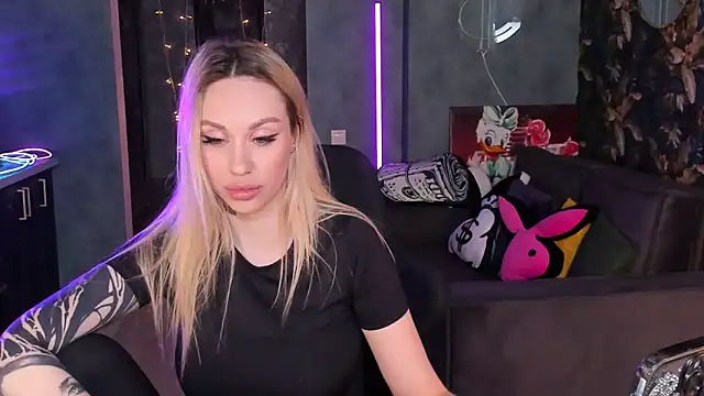 Blckmirrorr Chat XXX in diretta