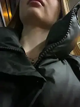 KrisMagnoly Live XXX-Chat