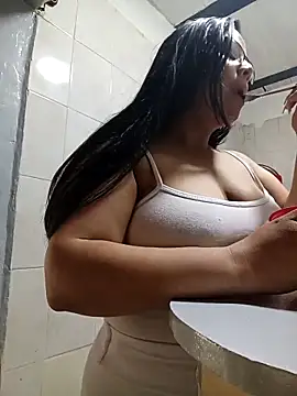 ROUSSE_SINCLAIR's Live XXX Chat