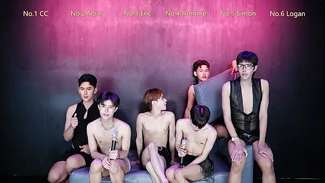 Queen-Vibe Webcamshow