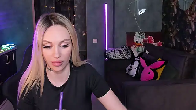 Živý XXX chat Blckmirrorr