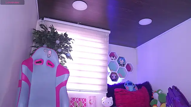 Rebecah_1 Adlı Modelin Canlı XXX Sohbeti