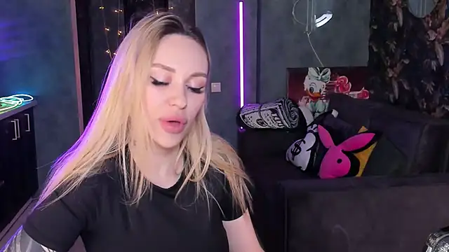 Онлайн чат XXX Blckmirrorr