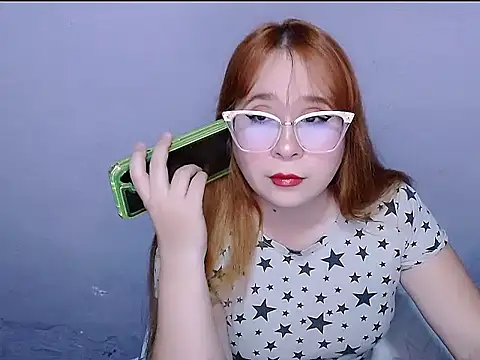 Chatroom XXX en direct de SubLayla01