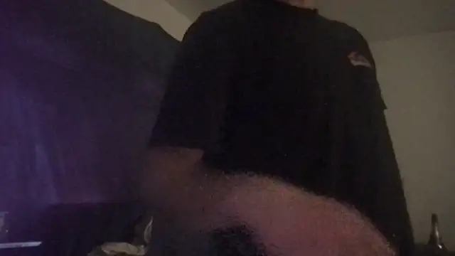 Show modela SexuallyExplicit na web-kameri