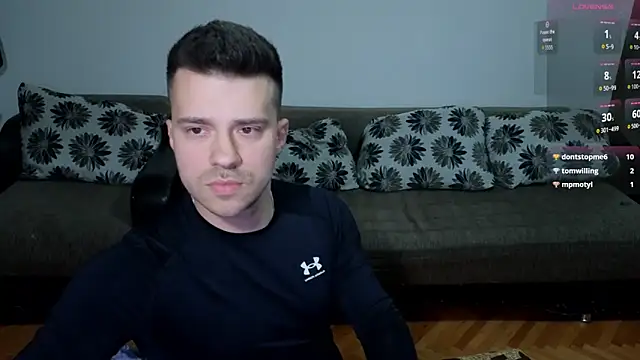 Show modela JohnnyStepBro na web-kameri