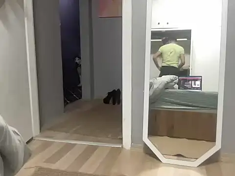 emirdemiraA Adlı Modelin Web Kamerası Şovu