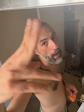 DaddyScorpio78: διαδικτυακό σόου στην κάμερα