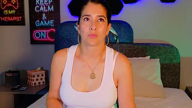 Chat +18 de Sunny_River ao vivo