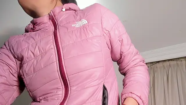 Chat XXX en directo de kendall_hernandez