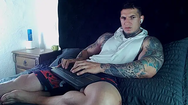 Shane_Clay: απευθείας συνομιλία ΧΧΧ