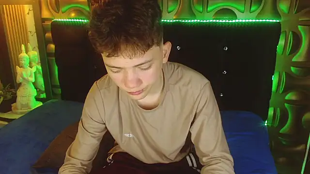 cruz_dante: απευθείας συνομιλία ΧΧΧ