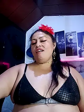 Keyla01_ élő XXX-chatje