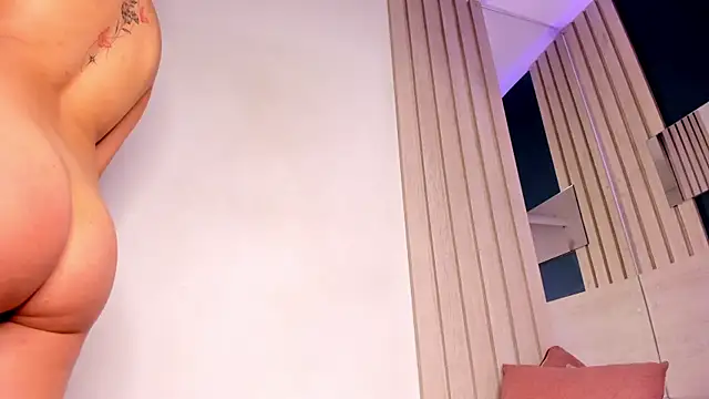 SofiCandy_ লাইভ XXX চ্যাট