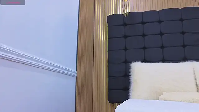 messy-saray 现场XXX聊天