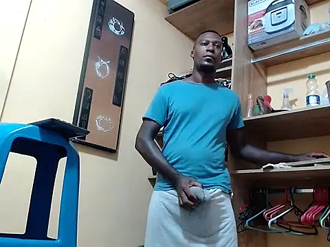 kurtbigcock Webcam Show