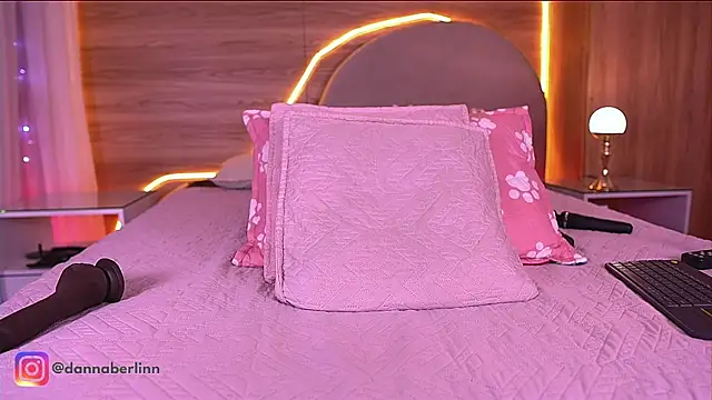 danna_berlin_ – Live XXX-chat