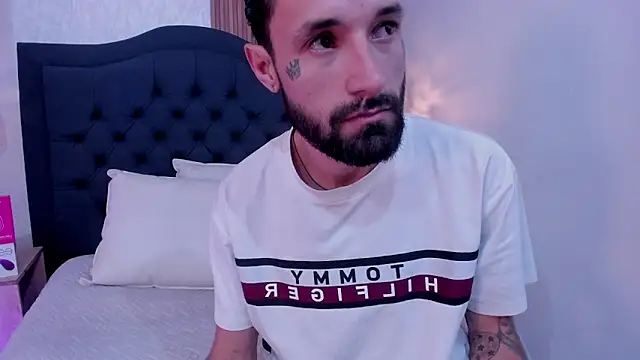 Hisoka_011 – webcam-show