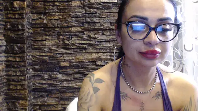 BrianaBloom – Live XXX-chat