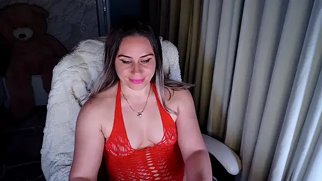 Chat +18 de Annyfit4you ao vivo