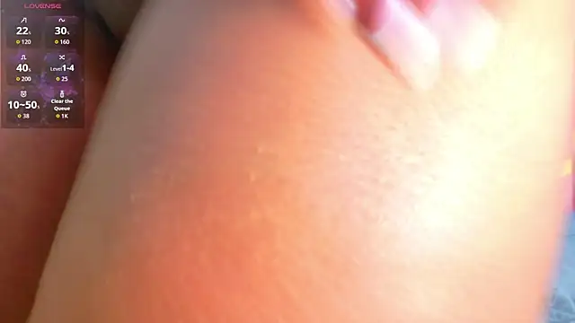 Czat XXX na żywo – hornyhousekeeper_