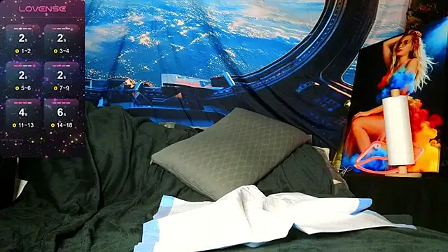 دردشة KittyMia الجنسية المباشرة