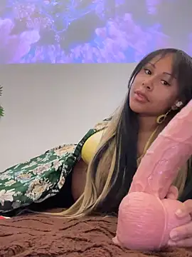 HaileyDiana: онлайн-секс-чат