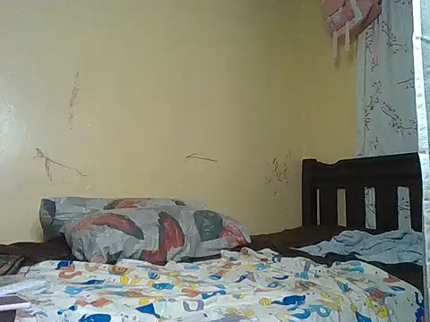 Chat +18 de Pink_pussy_- ao vivo