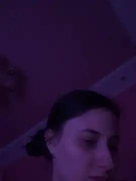 Flossy_Vettie Adlı Modelin Canlı XXX Sohbeti