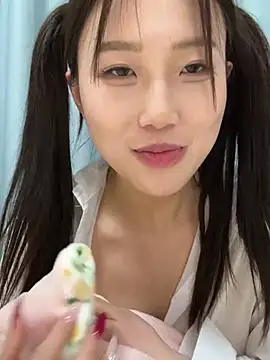 coioii_s লাইভ XXX চ্যাট