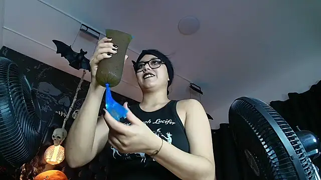 دردشة AlexHoe_ الجنسية المباشرة